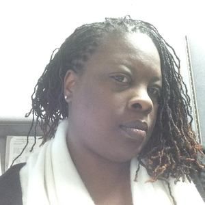 Meet your Posher, Adrienne